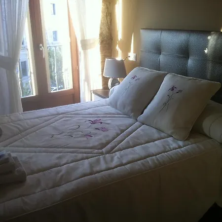 Airinos Aires Guest house *